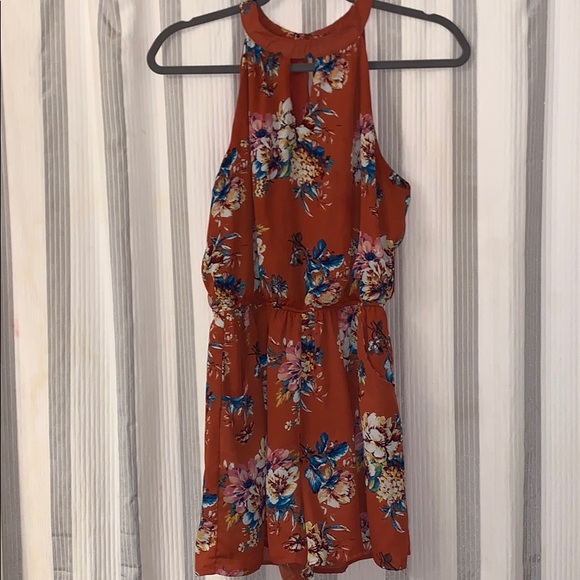 Romper - Picture 1 of 2